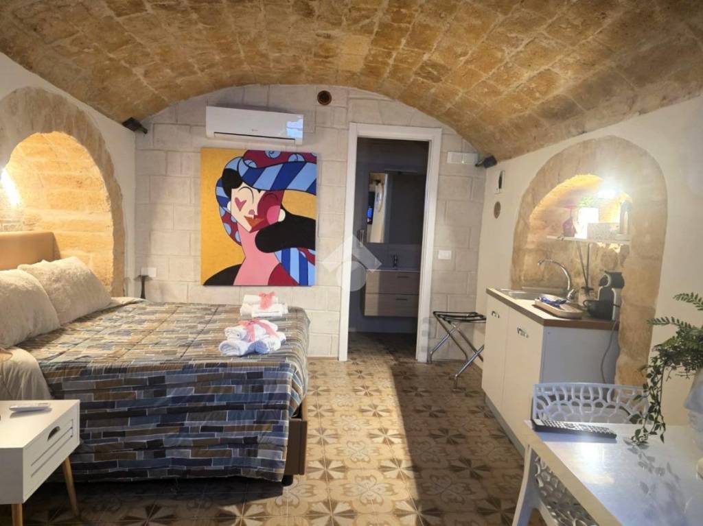 casa indipendente in vendita ad Altamura in zona Centro Storico