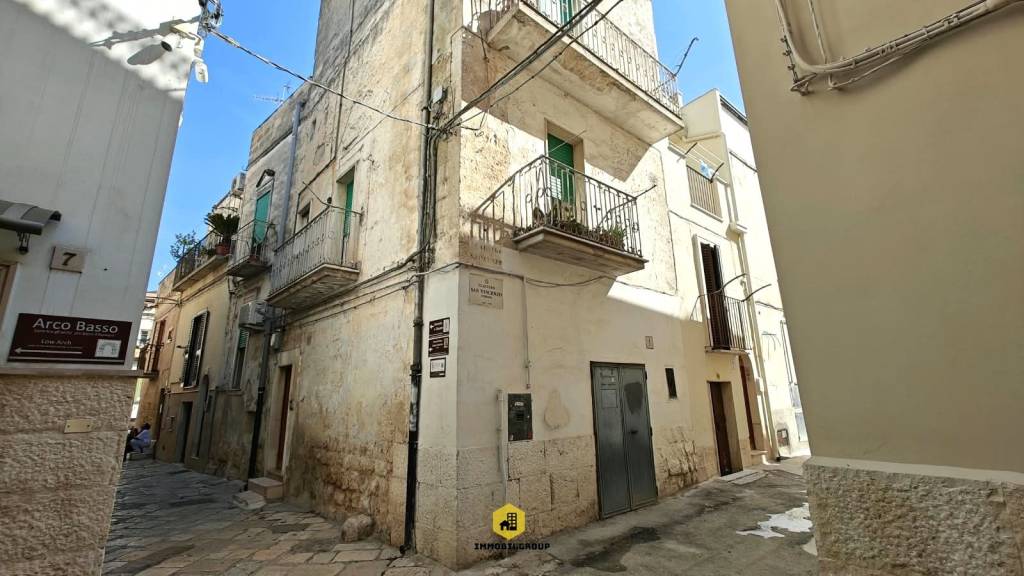 casa indipendente in vendita ad Altamura in zona Centro Storico