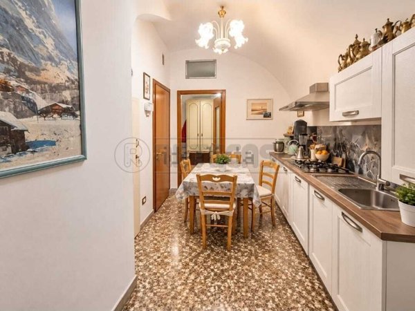 casa indipendente in vendita ad Altamura in zona Centro Storico