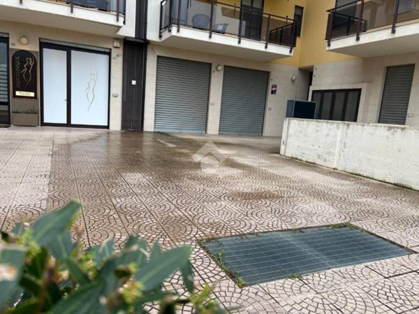 box auto in vendita ad Altamura in zona Stazione Ferroviaria