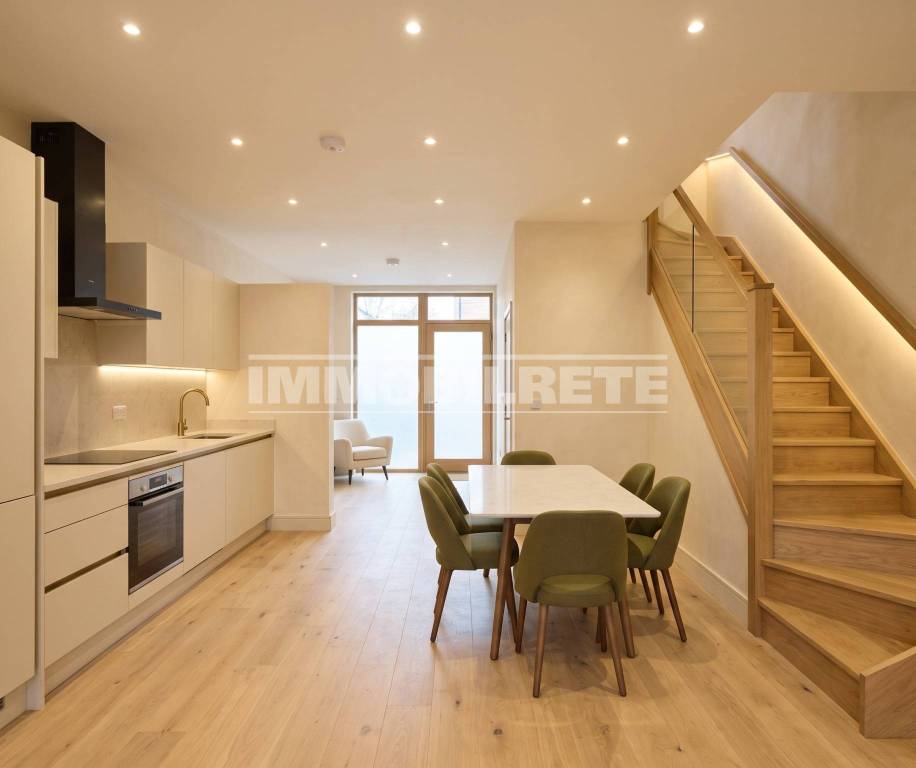 casa indipendente in vendita ad Altamura in zona Centro Storico
