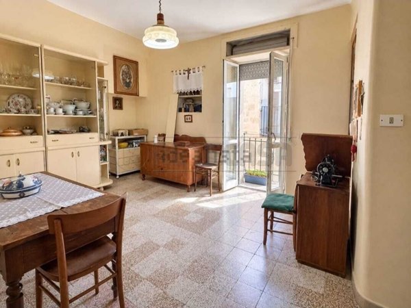 casa indipendente in vendita ad Altamura in zona Centro Storico
