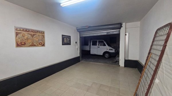 locale commerciale in vendita ad Altamura