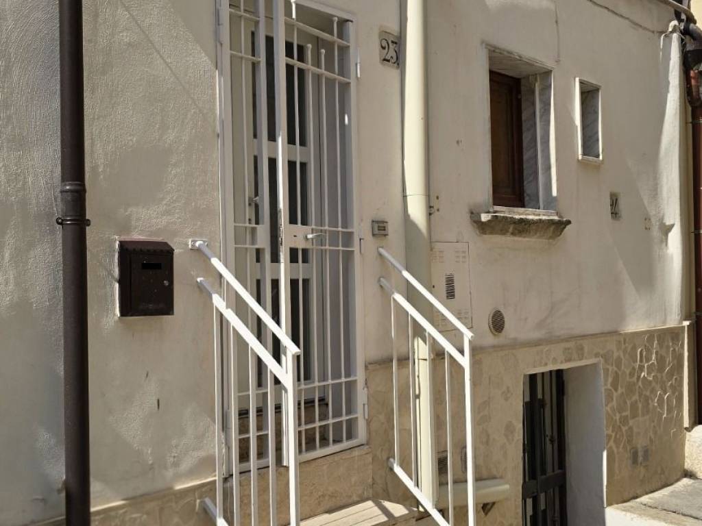 casa indipendente in vendita ad Altamura in zona Centro Storico