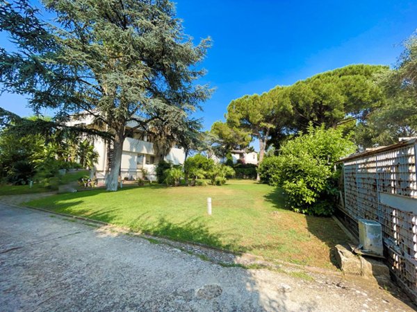 casa indipendente in vendita a Bari in zona Picone