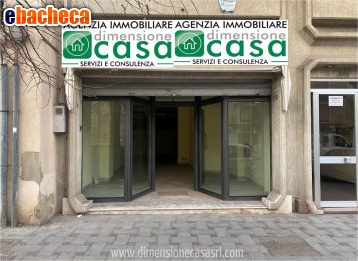 locale commerciale in vendita a Bari