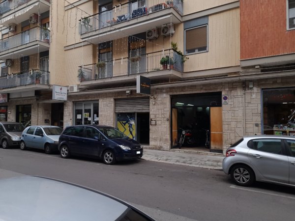 locale commerciale in vendita a Bari in zona San Pasquale