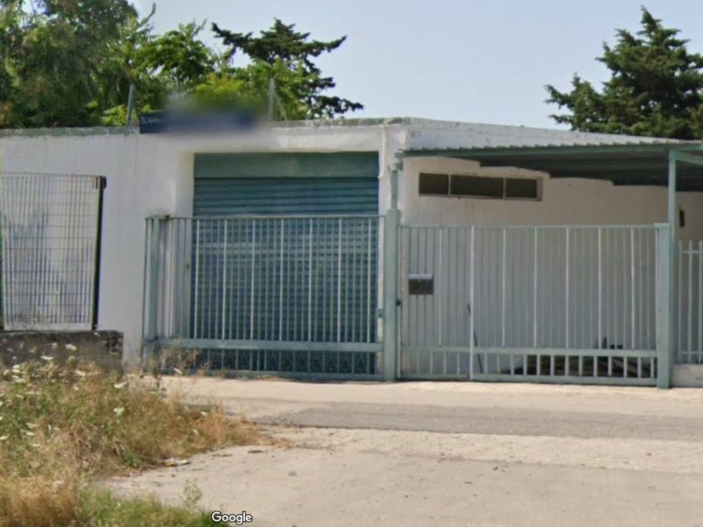 locale commerciale in vendita a Bari in zona San Paolo
