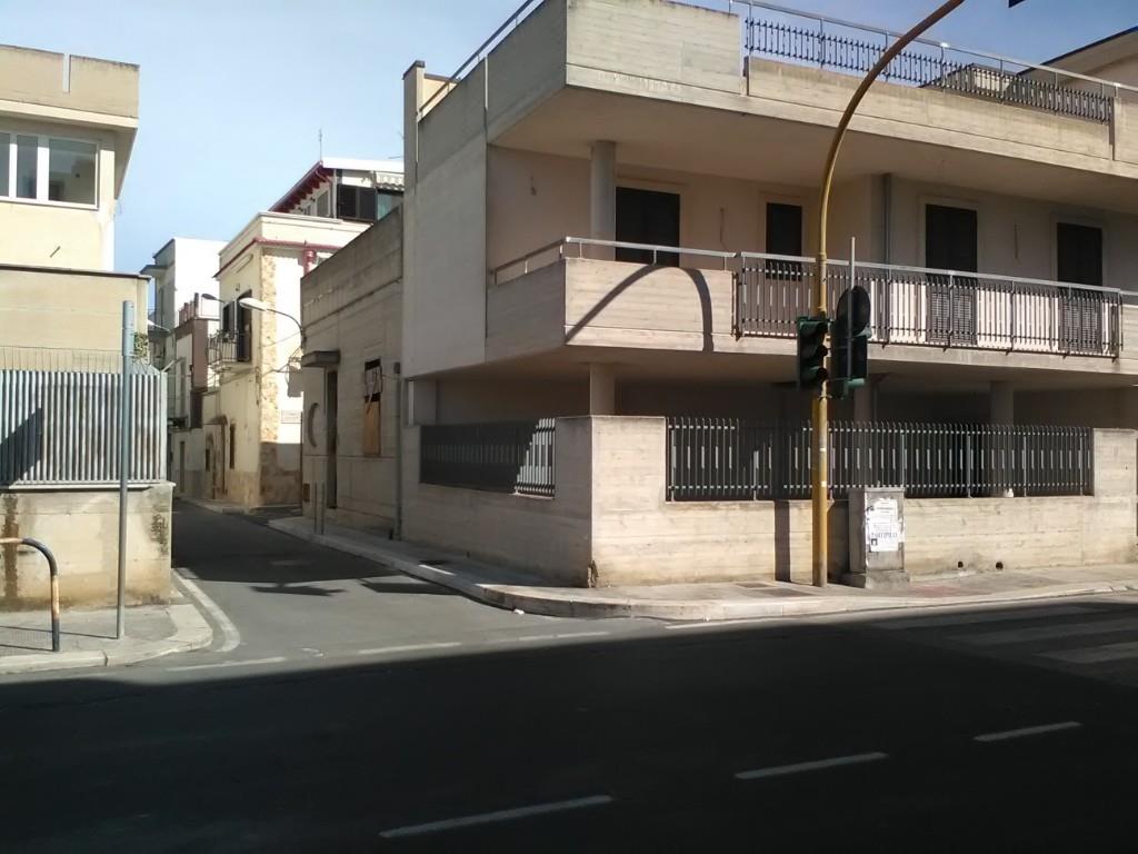 casa indipendente in vendita a Bari in zona Ceglie del Campo