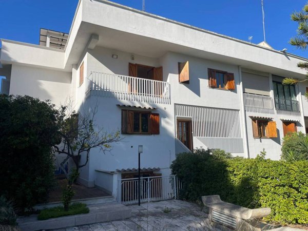 casa indipendente in vendita a Bari in zona Loseto