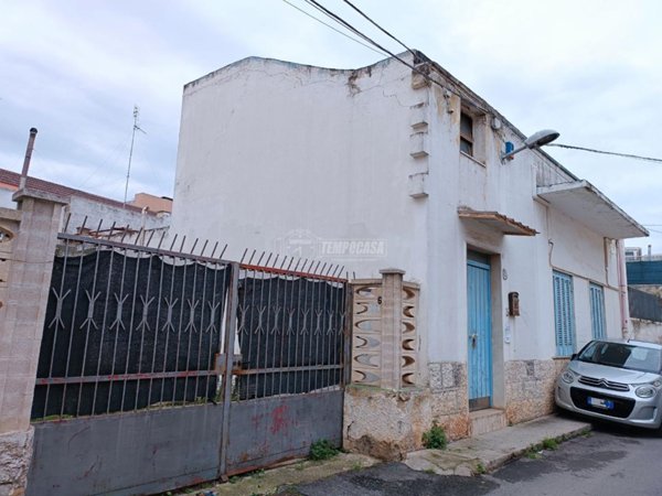 casa indipendente in vendita a Bari in zona Palese/Macchie