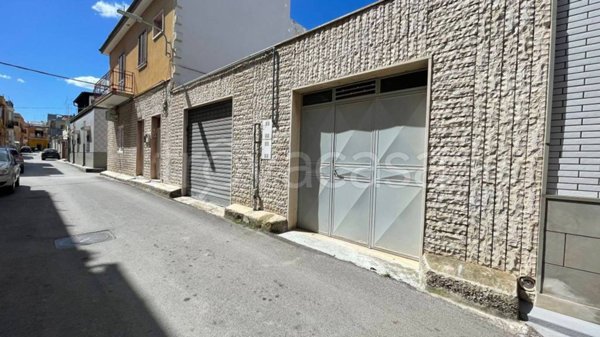 casa indipendente in vendita a Bari in zona Murat