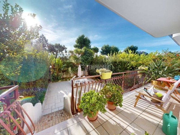 casa indipendente in vendita a Bari in zona Carrassi