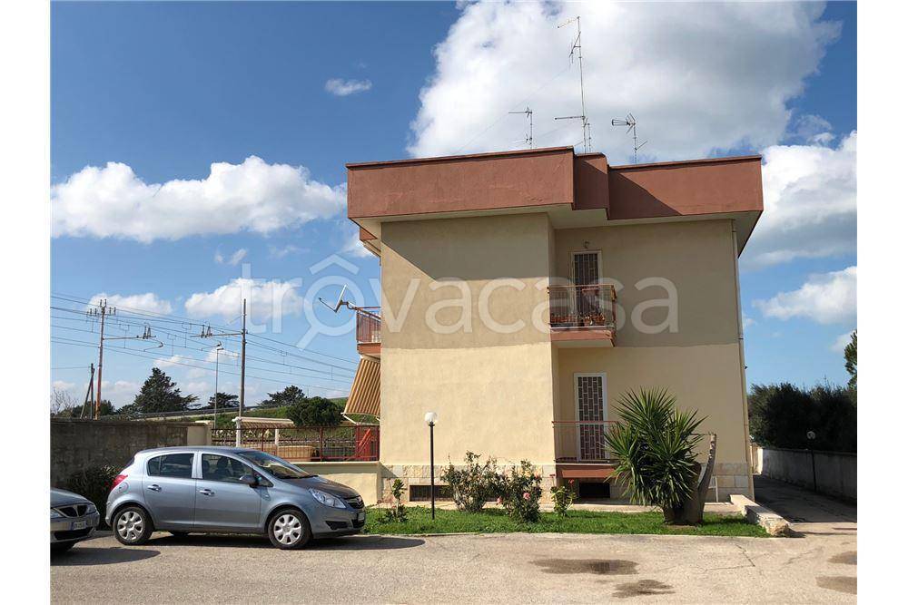 locale commerciale in vendita a Bari in zona Fesca