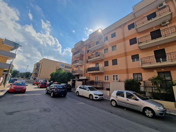 appartamento in vendita a Bari in zona Carbonara