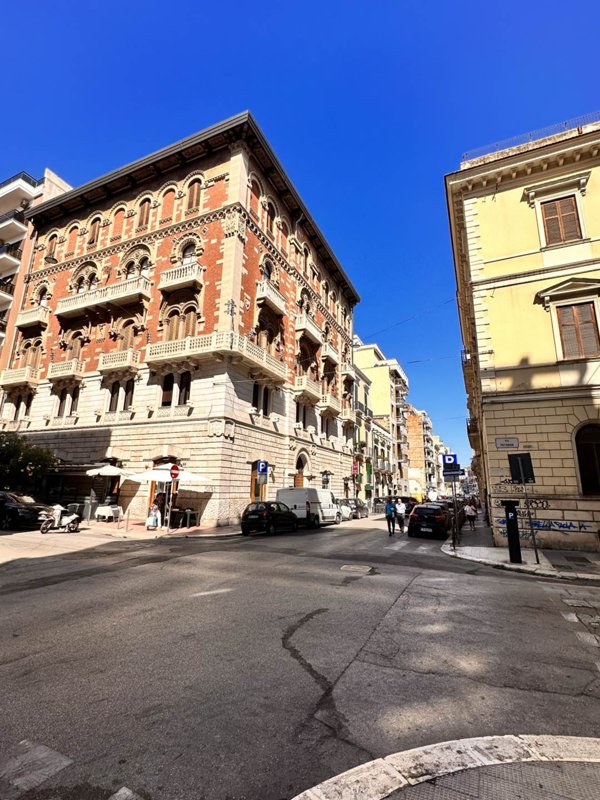 appartamento in vendita a Bari in zona Murat