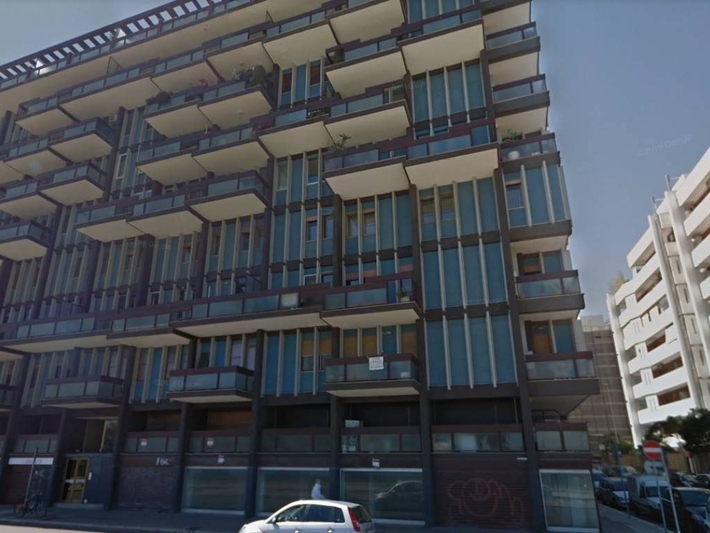 ufficio in vendita a Bari in zona Murat