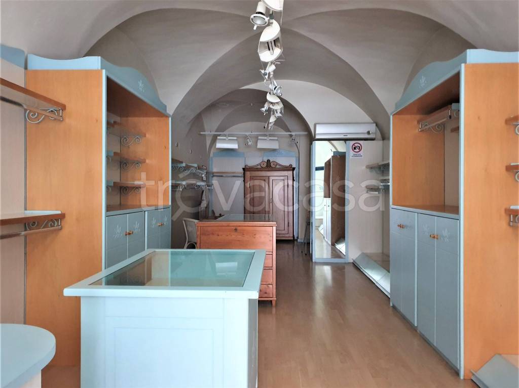 monolocale in vendita a Bari in zona Murat