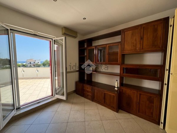 casa indipendente in vendita a Bari in zona Fesca