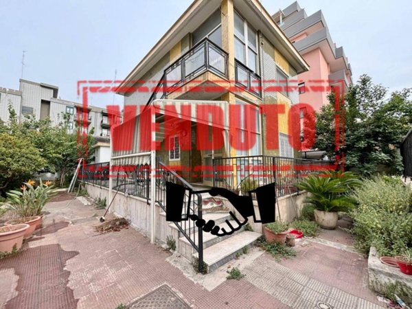 casa indipendente in vendita a Bari in zona San Girolamo