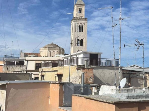 appartamento in vendita a Bari in zona Città Vecchia