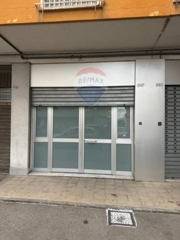 locale commerciale in vendita a Bari in zona Marconi