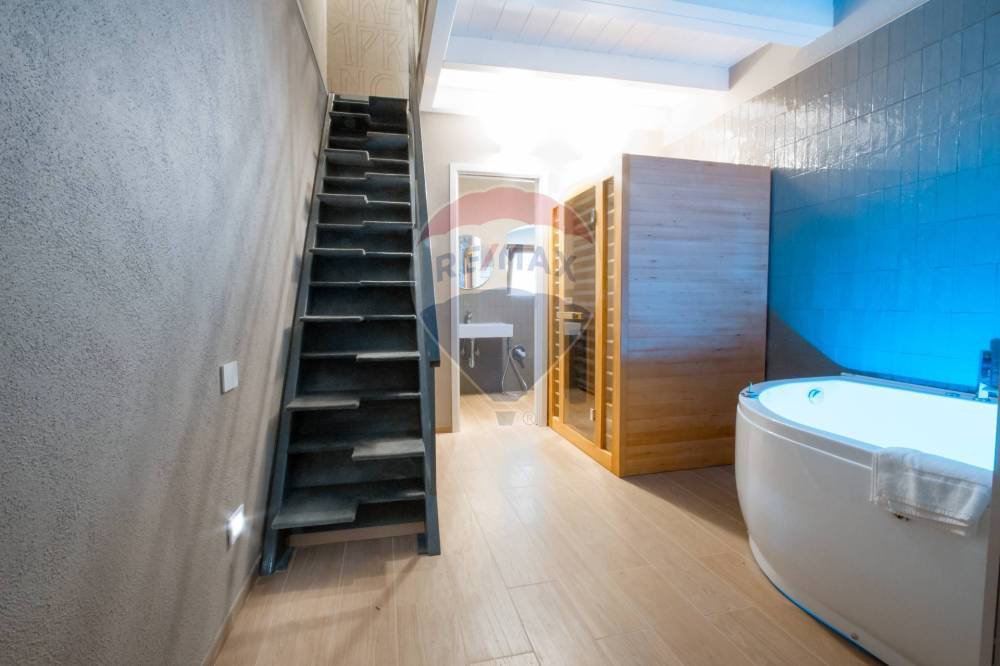 casa indipendente in vendita a Bari in zona Città Vecchia