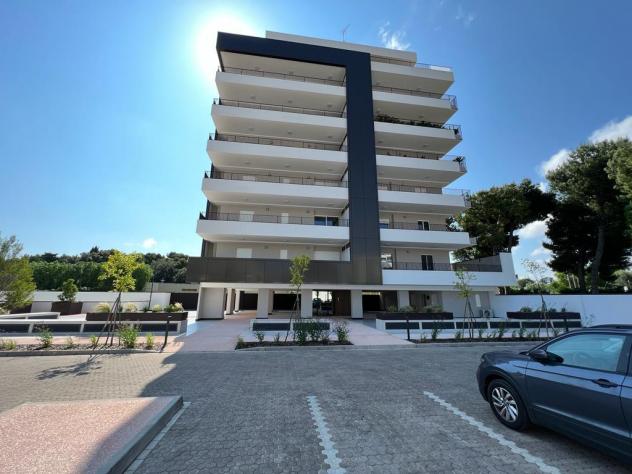 ufficio in vendita a Bari in zona Picone