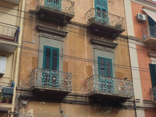 appartamento in vendita a Bari in zona Città Vecchia