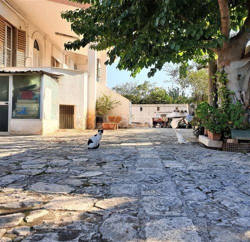casa indipendente in vendita a Bari in zona Japigia