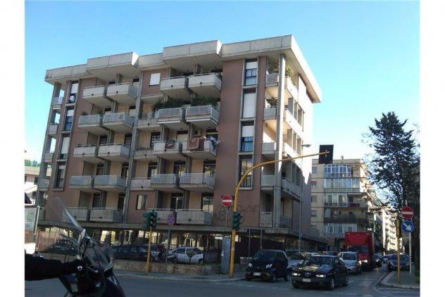 negozio in vendita a Bari