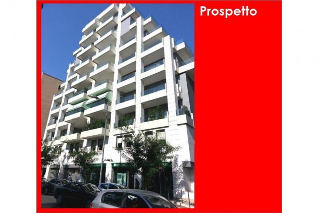 ufficio in vendita a Bari in zona Picone