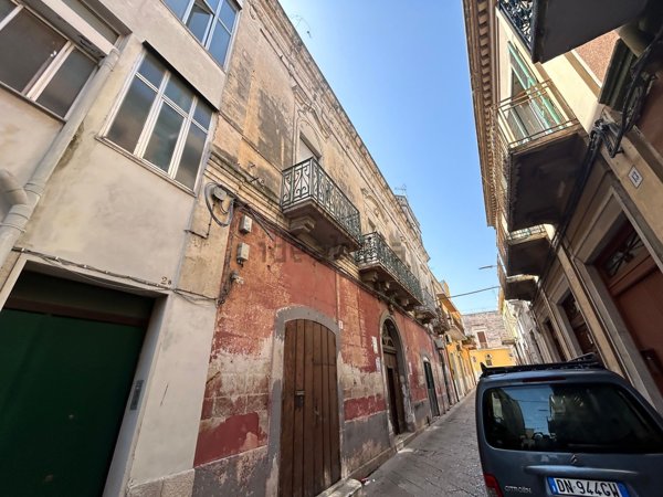 casa indipendente in vendita a Bari in zona Carbonara