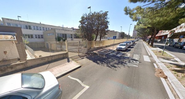 locale commerciale in vendita a Bari