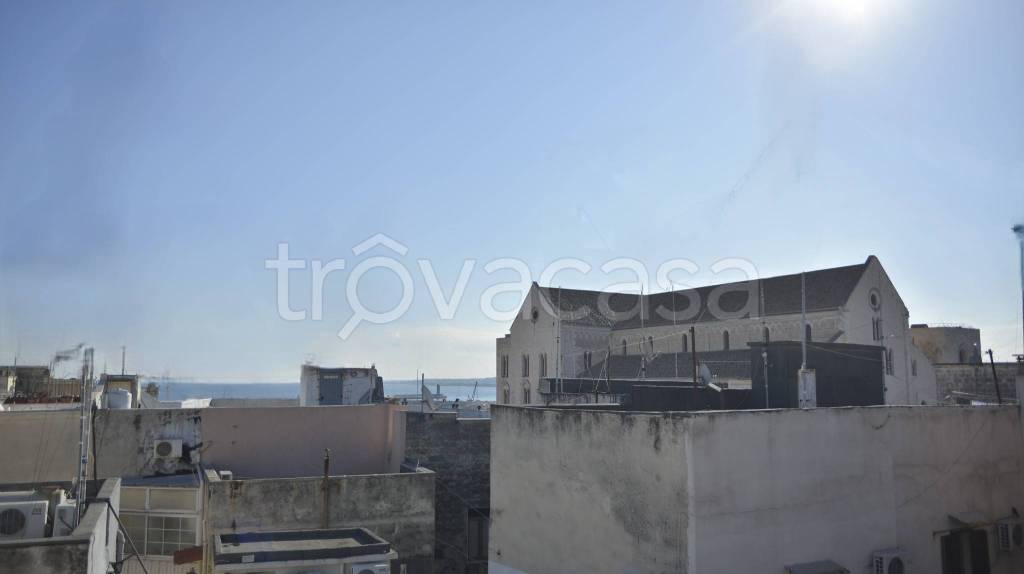 quadrivano in vendita a Bari in zona Città Vecchia