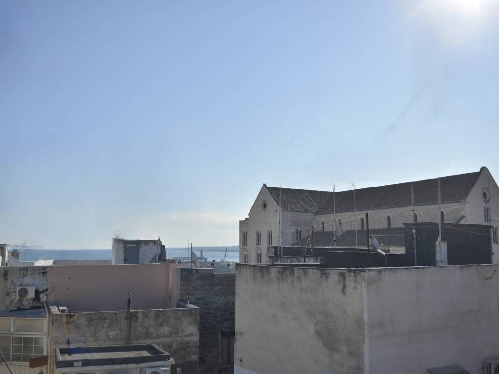 intera palazzina in vendita a Bari in zona Città Vecchia