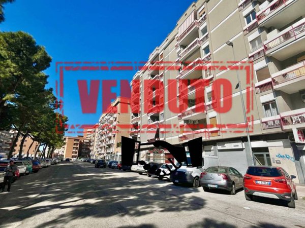 negozio in vendita a Bari in zona San Pasquale