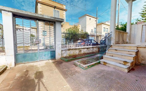 casa indipendente in vendita a Bari in zona Carbonara
