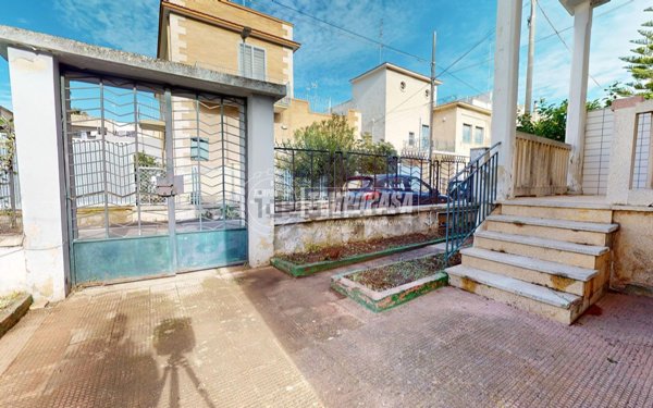 casa indipendente in vendita a Bari in zona Carbonara