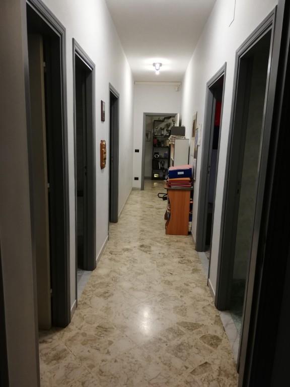 appartamento in vendita a Bari in zona Libertà