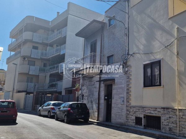casa indipendente in vendita a Bari in zona Carbonara