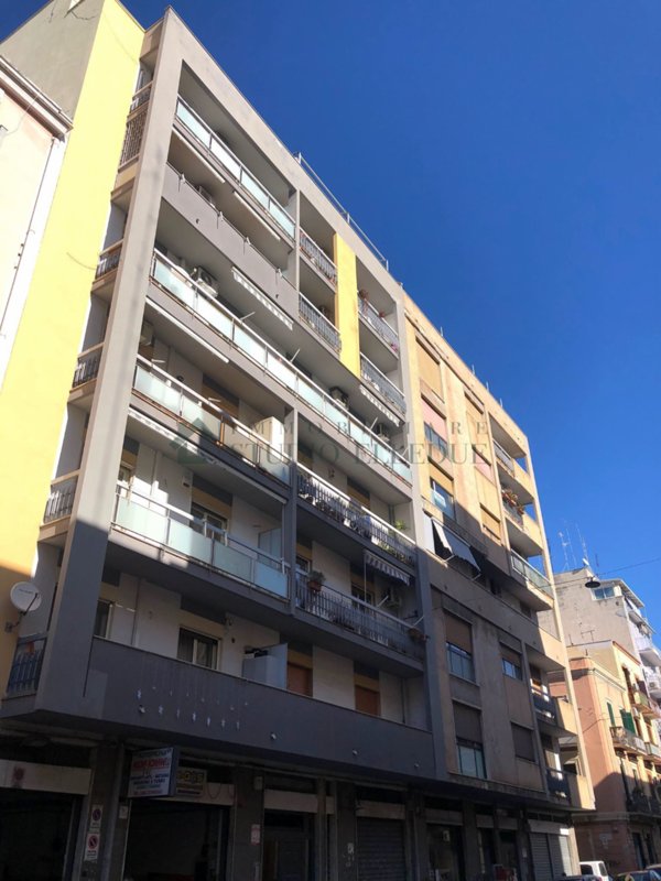 locale commerciale in vendita a Bari