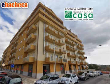 locale commerciale in vendita a Bari