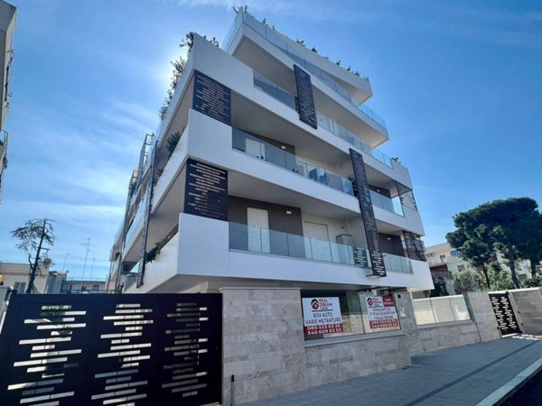 appartamento in vendita a Bari in zona Palese/Macchie