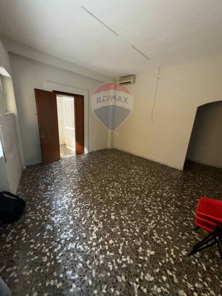 casa indipendente in vendita a Bari in zona Carbonara