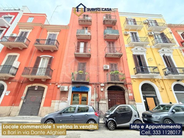 negozio in vendita a Bari in zona Libertà