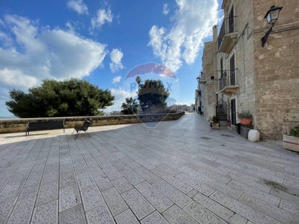 casa indipendente in vendita a Bari in zona Città Vecchia