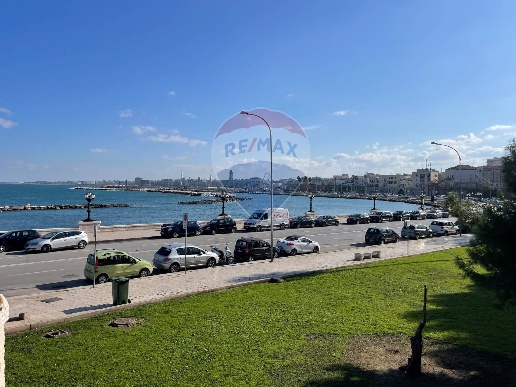 casa indipendente in vendita a Bari in zona Città Vecchia