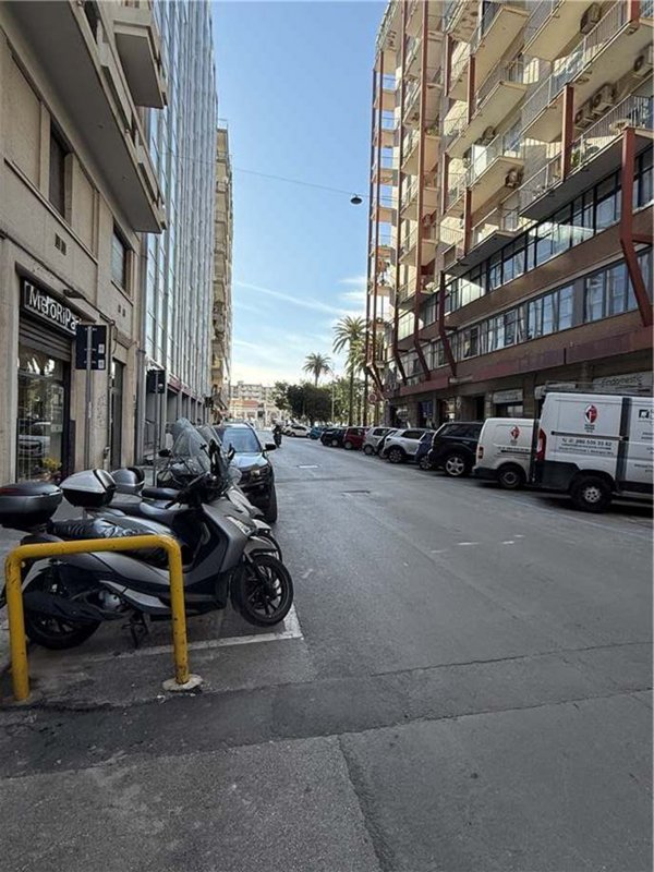 appartamento in vendita a Bari in zona Murat