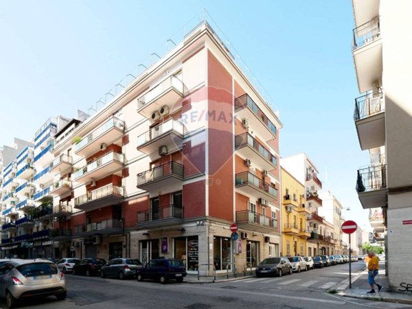 negozio in vendita a Bari in zona San Pasquale
